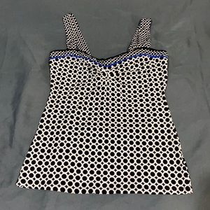 white black house market tank top